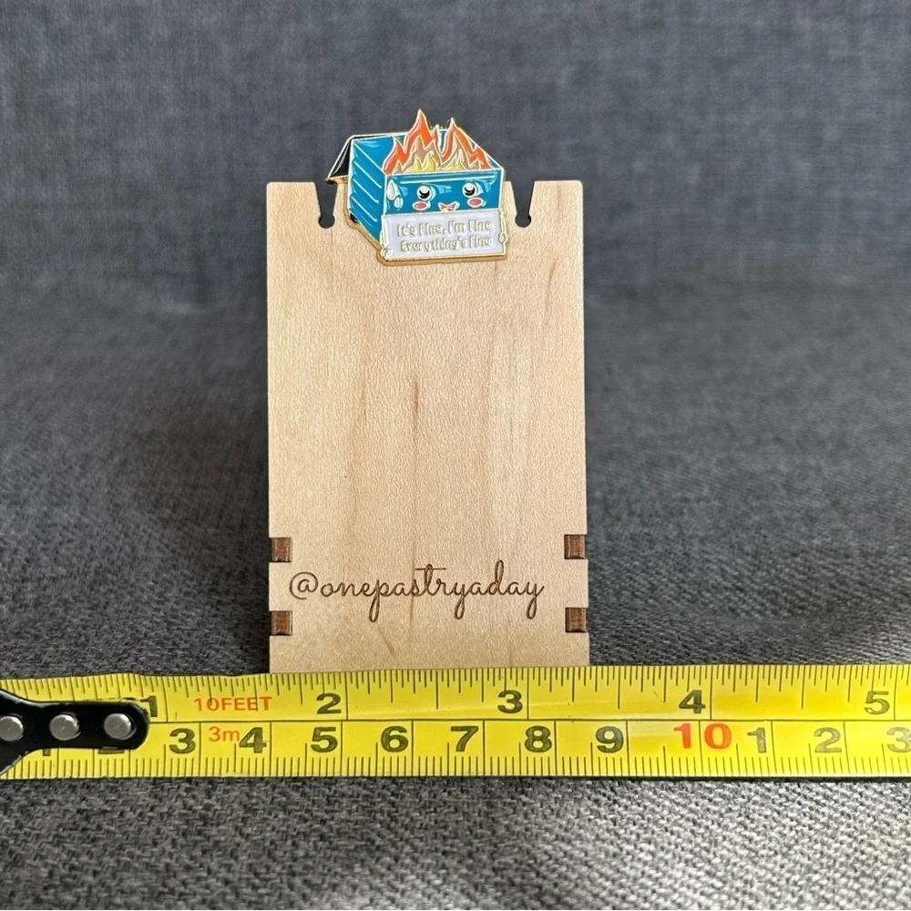 Funny Dumpster Fire “It’s Fine, I’m Fine, Everything’s Fine” Pin, Blue